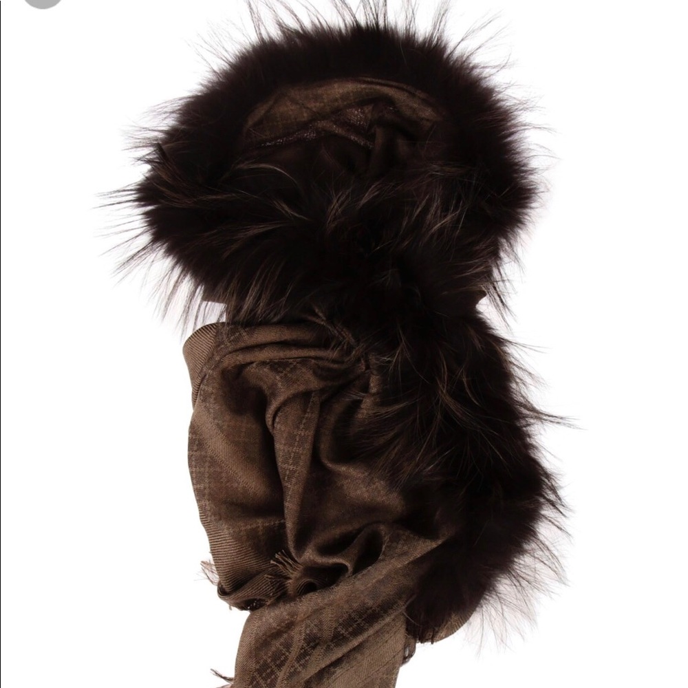 GUCCI SHAWL/SCARF